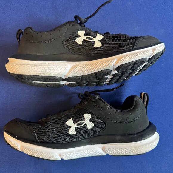 Women's Under Armour Charged Assert 10 Running Shoes Size 8 • Nearly New! - Picture 2 of 7